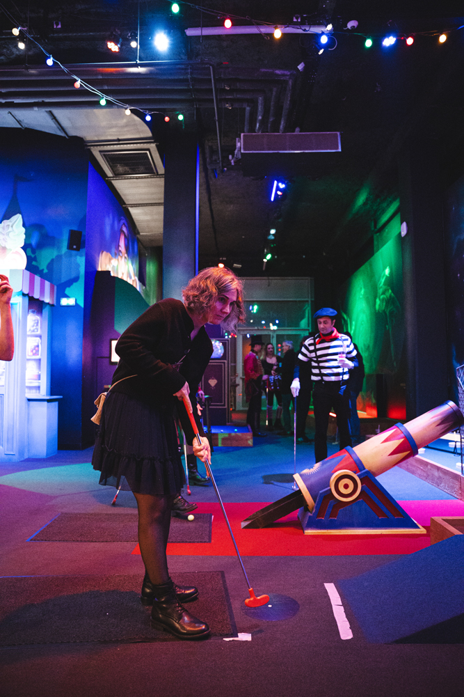 Team Building Bordeaux, bar à jeux bordeaux, fléchettes, mini golf, shuffleboard