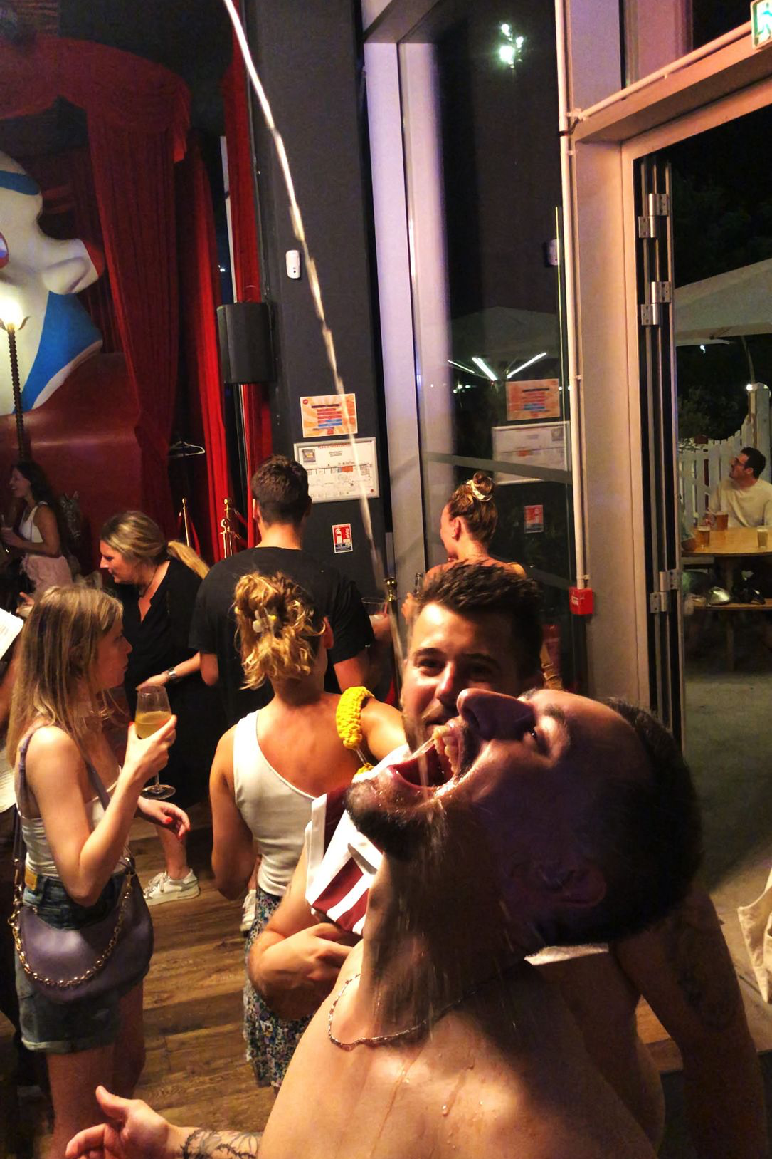 Bar à jeux, EVG Bordeaux